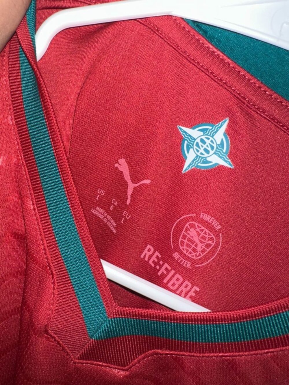 PUMA Portugal 2025 Home Soccer Jersey Red Green Trim – Size [L] - Picture 3 of 5